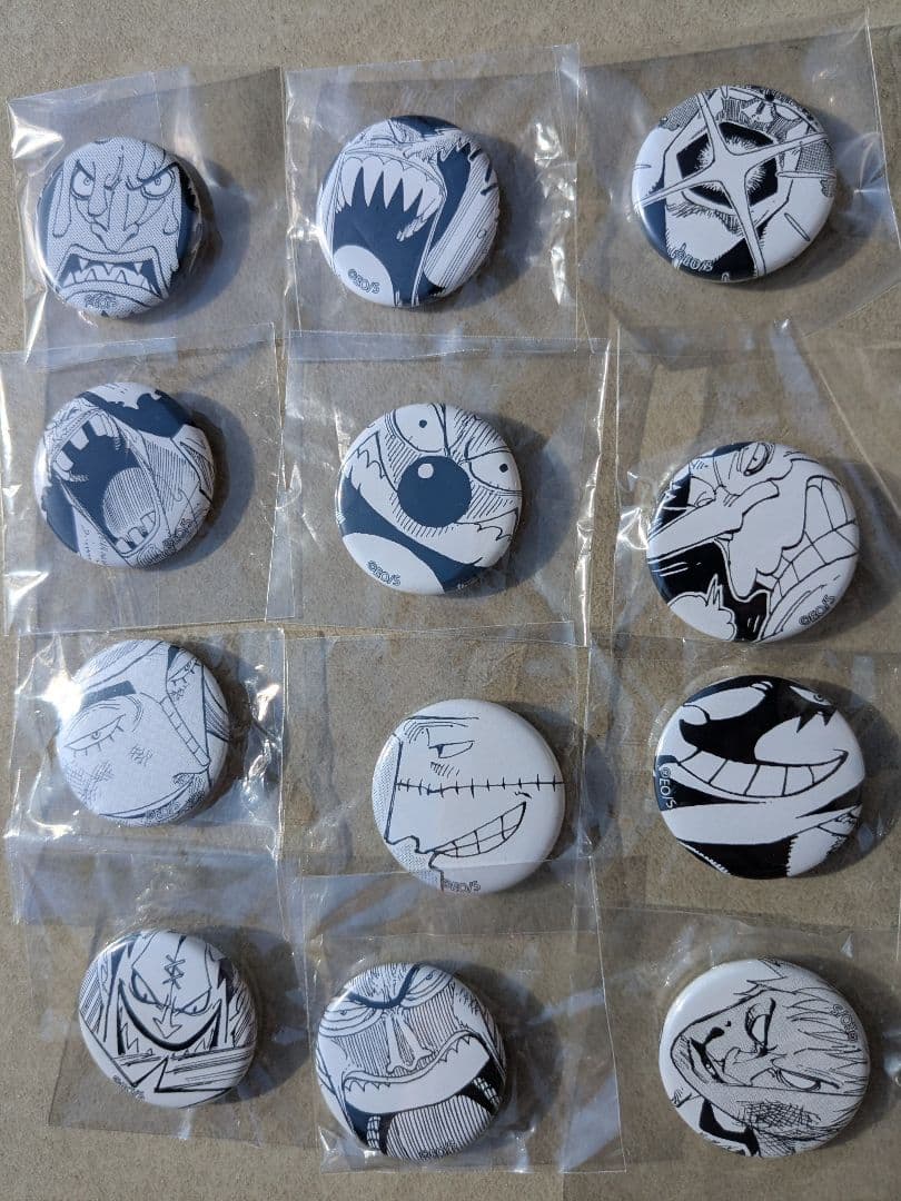 ワンピース　オールフェイス缶バッジ　強敵セット