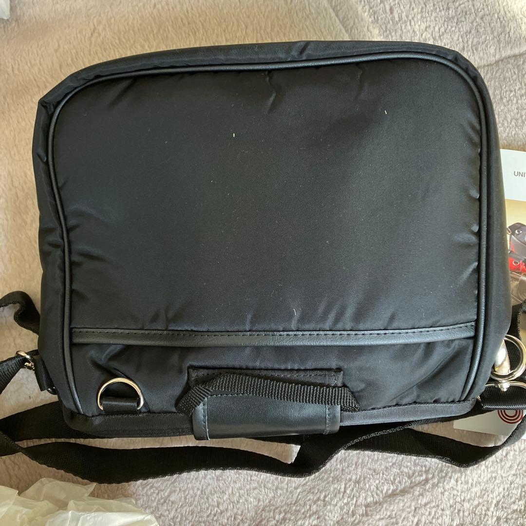 U-GO ショルダーバッグ新品❗️ユニバーサル　片手で使える