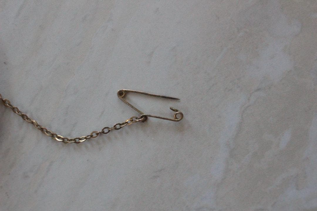 【D】アンティークシェルカメオブローチ