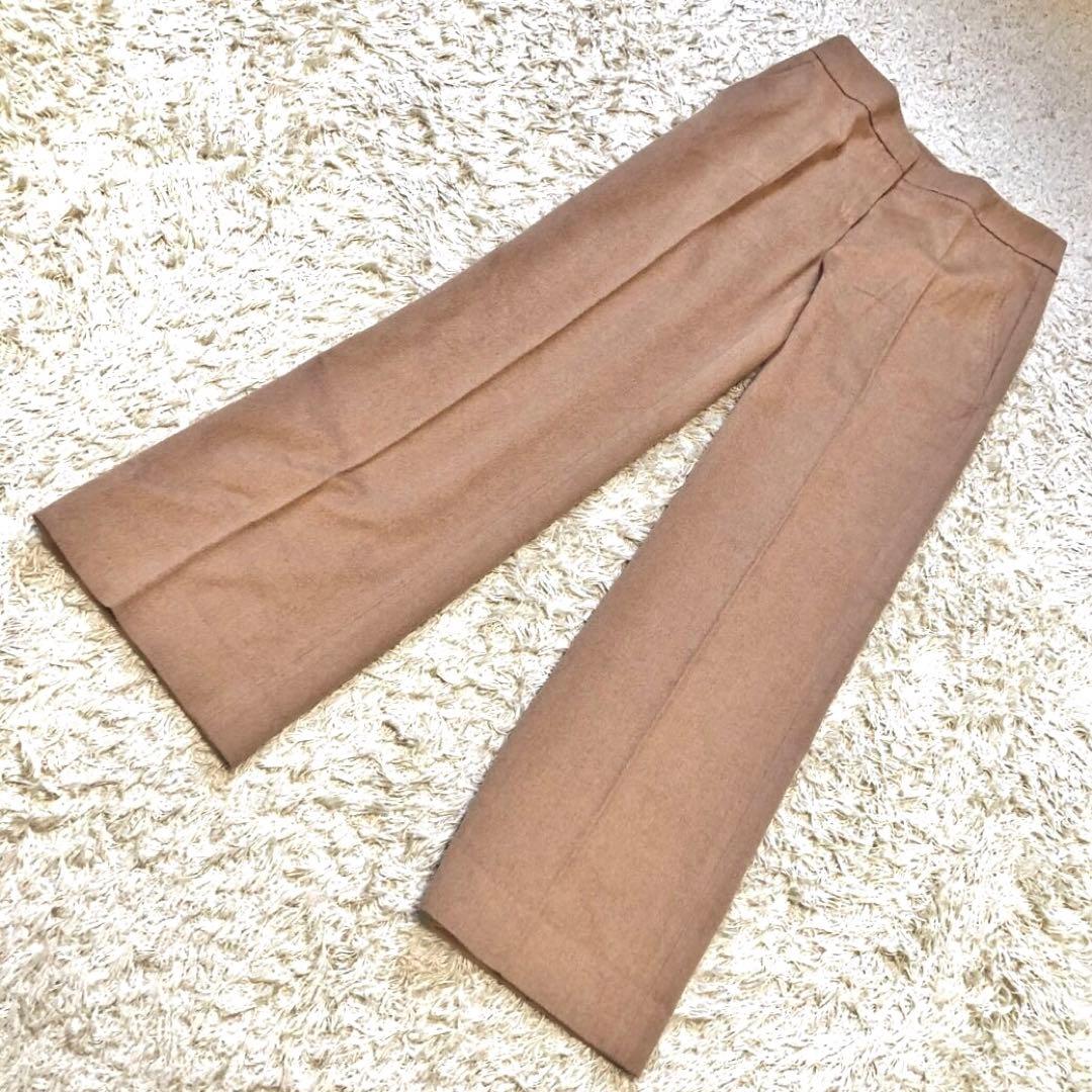 未使用級✨マックスマーラ　キャメル　センタープレスパンツ