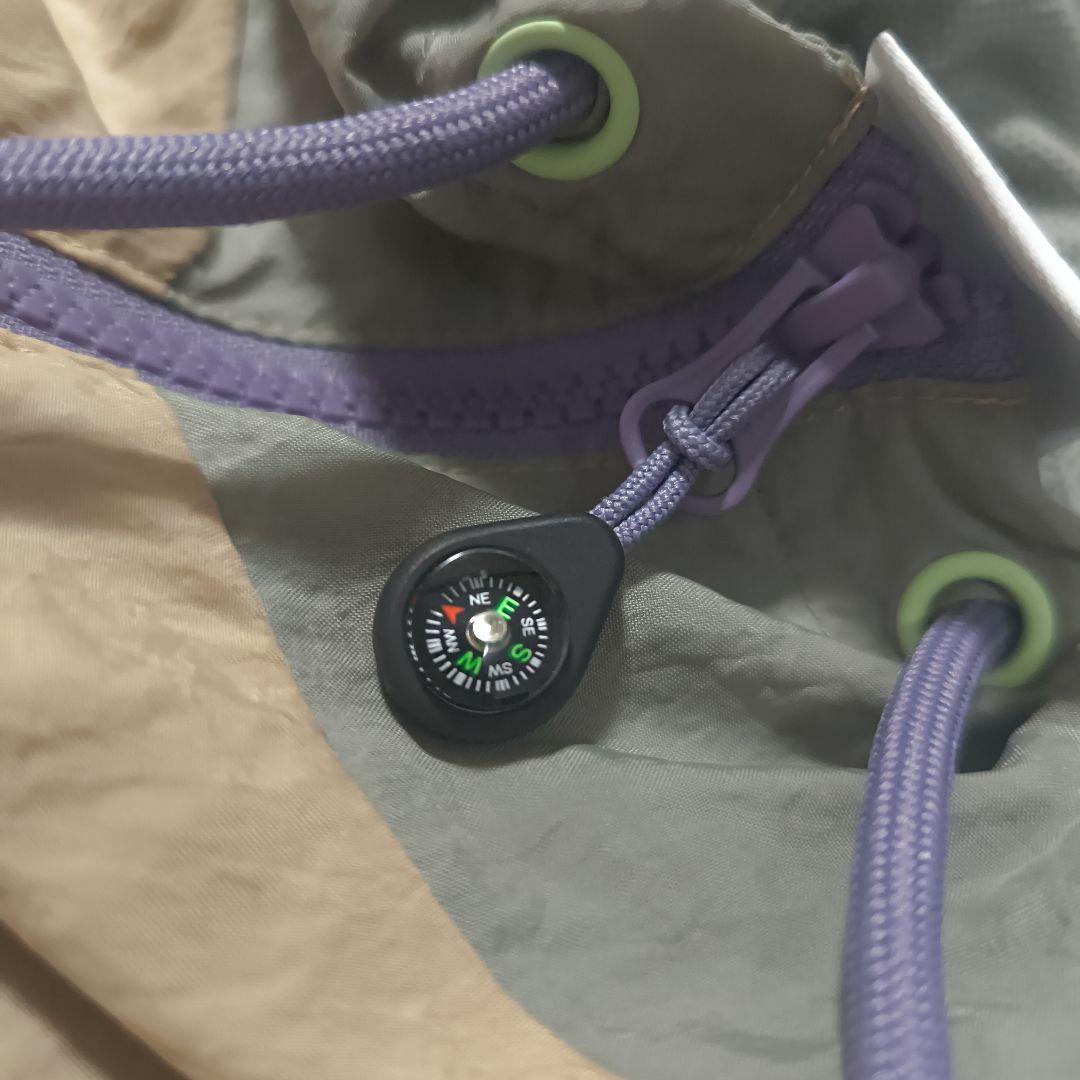 Nike ナイロンジャケット ナイキ HF6170-200 完売品