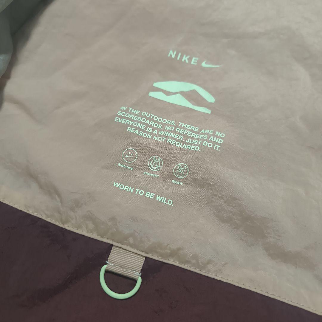 Nike ナイロンジャケット ナイキ HF6170-200 完売品