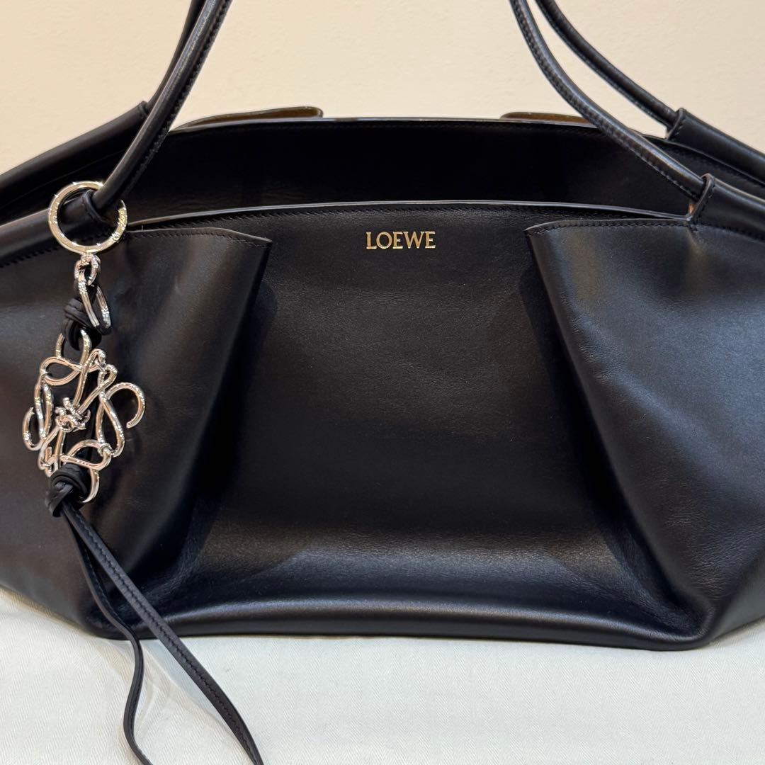 コトラLOEWE ロエベ メタリック アナグラム チャーム キーリング