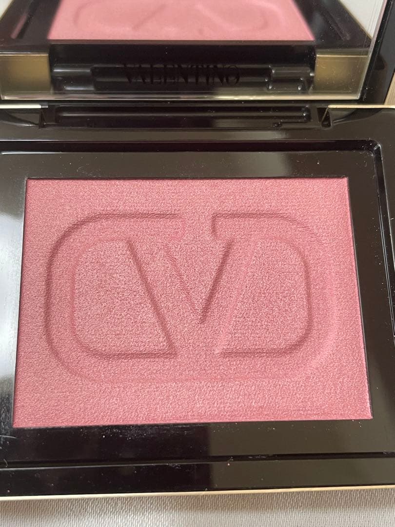 ヴァレンティノビューティ カラークラッシュ 100R