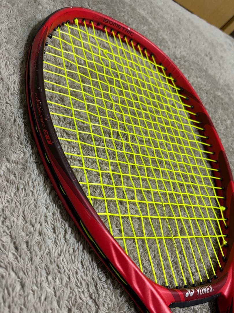 YONEX VCORE 100 テニスラケット　LG2