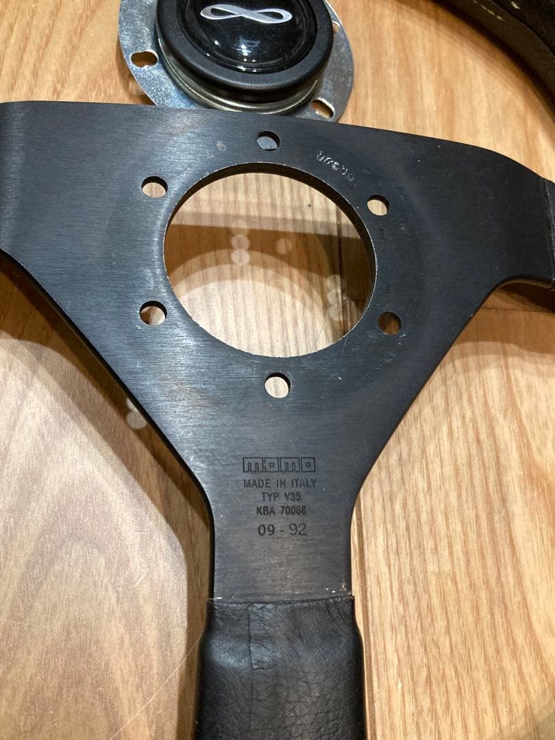 momo ステアリング ホーンボタンセット