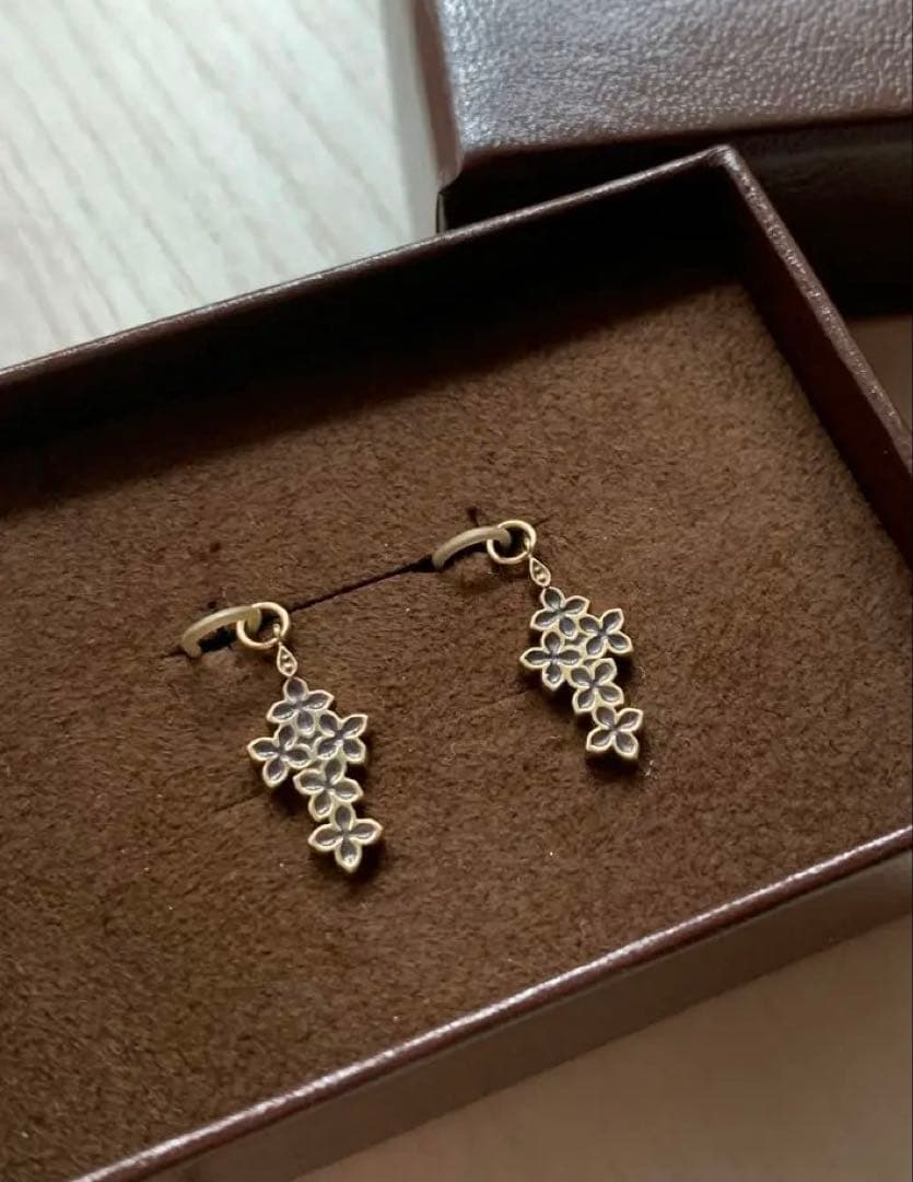 ⭐︎りー⭐︎agete ライラックピアスチャーム