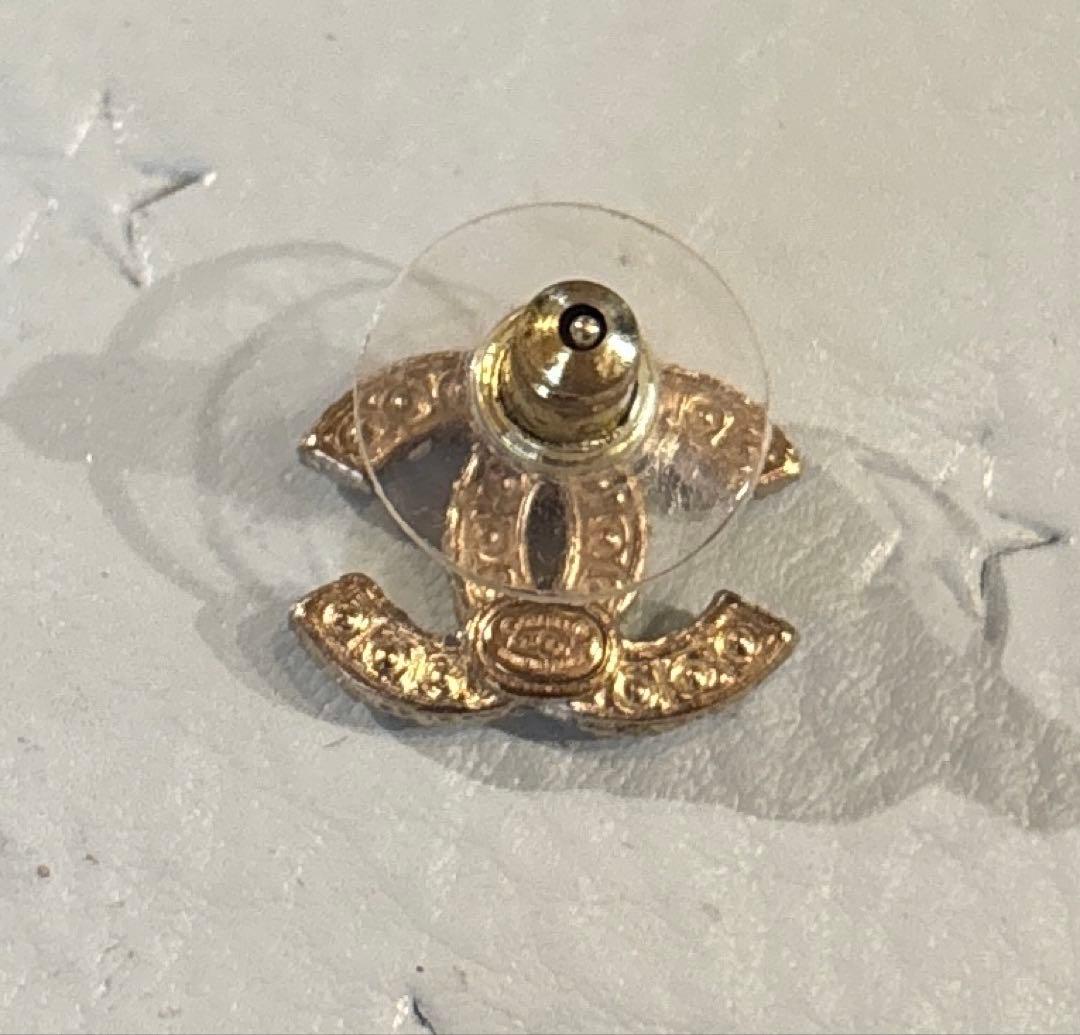 CHANEL CCロゴ パール ピアス(片耳用)