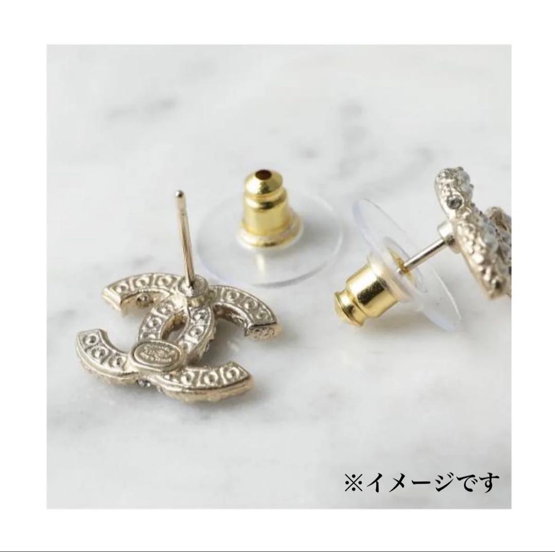 CHANEL CCロゴ パール ピアス(片耳用)