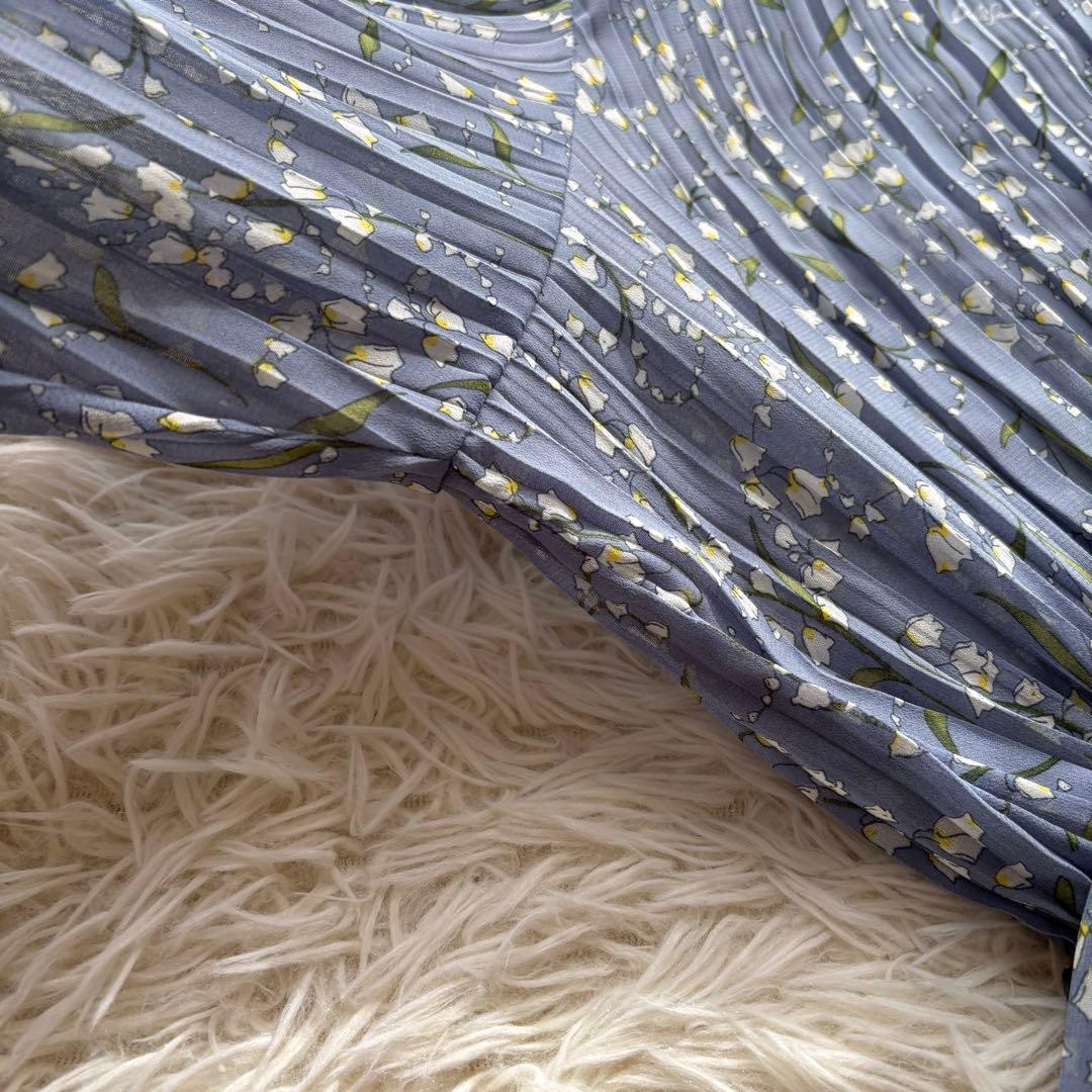 【未使用級】田中みな実着用　ソブ　スズラン柄　シフォンワンピース　プリーツ　36