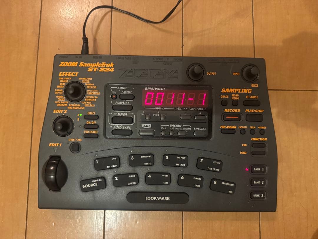 【希少】【美品】zoom st-224 使用期間2週間！