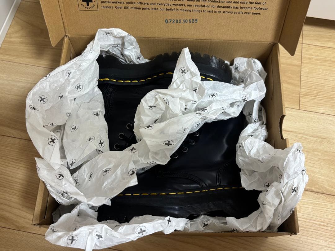 【箱付き】ドクターマーチン/JADON 8ホールブーツ