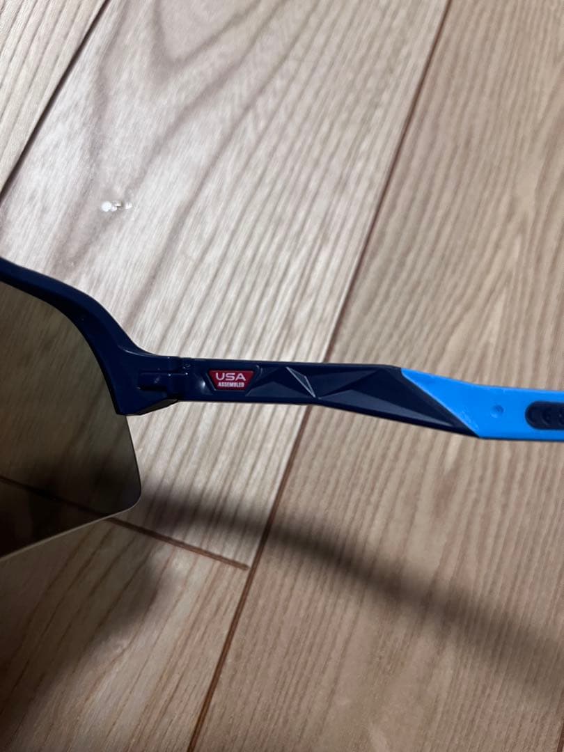 OAKLEY SUTRO LITE SWEEP プリズムレンズ サングラス