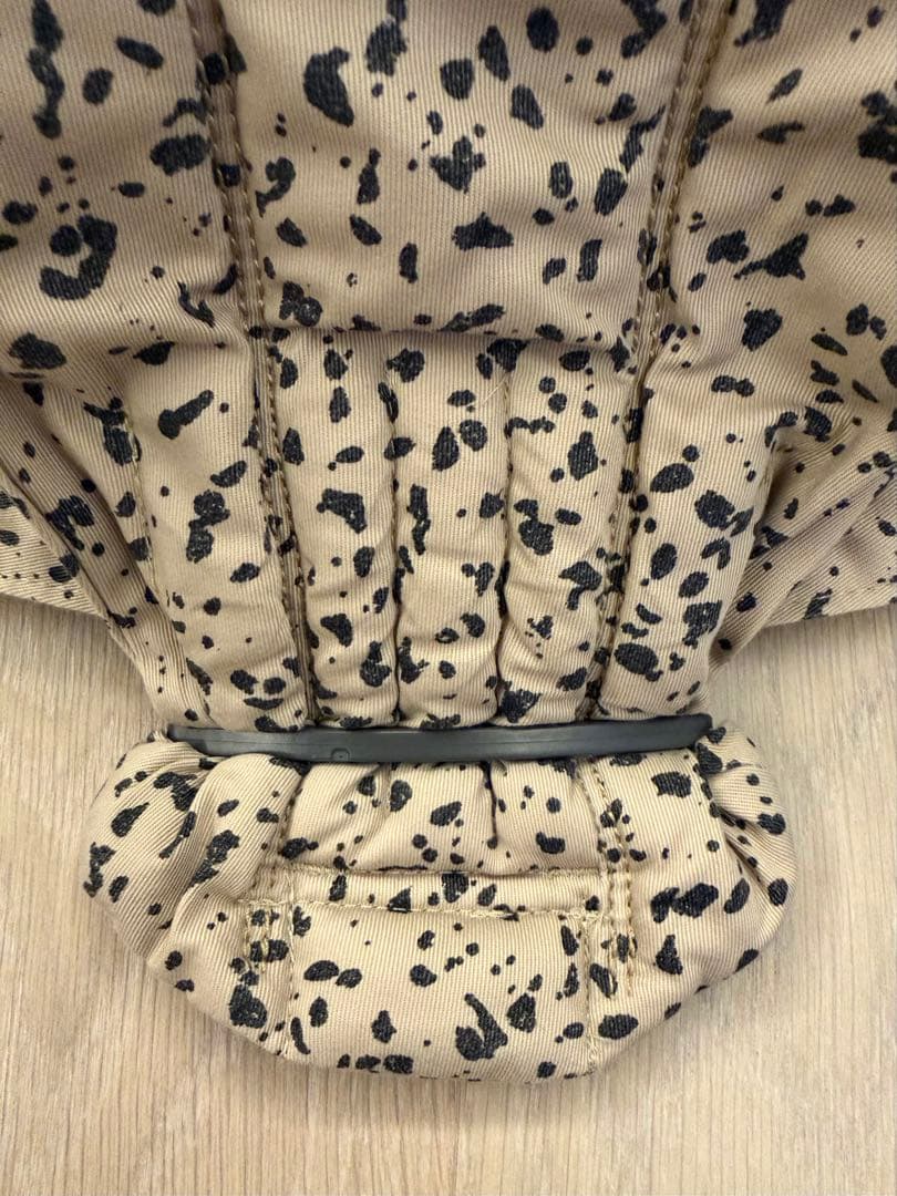 【muuuu様】ベビービョルン ベビーキャリア NINI 抱っこ紐 限定色