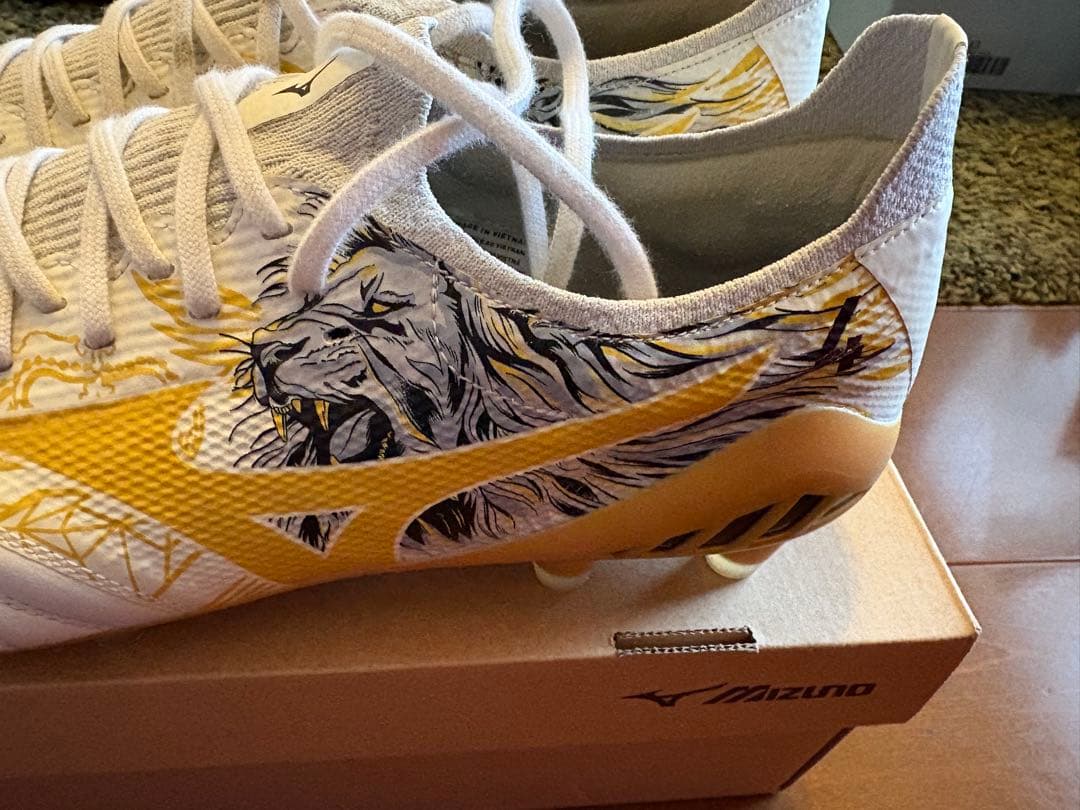 ミズノ　モレリアネオ3β 27cmセルヒオ・ラモス