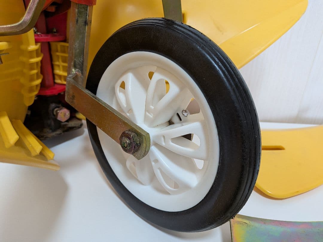 「畝立てる君②号！！」New イエロー 培土器クボタ 黄羽付 （尾輪付。）