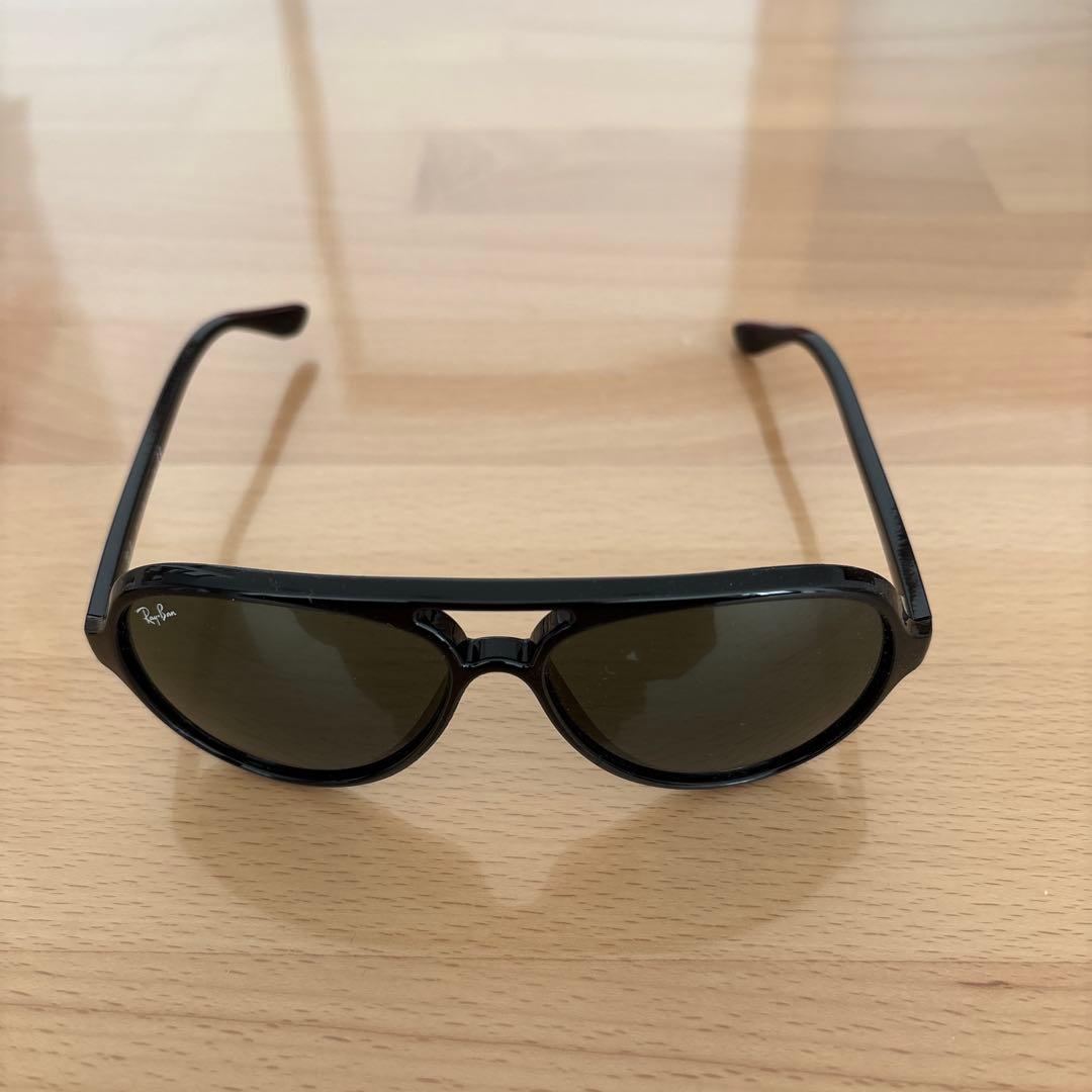 Ray-Ban ティアドロップサングラス ブラック