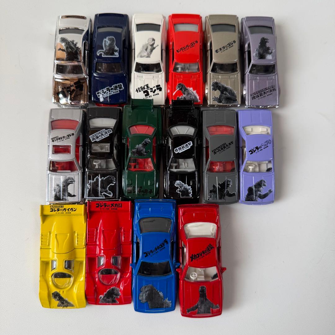 ノスタルジックヒーローズ　キャラクター　トミカ　シリーズ　ゴジラ　ミニカー