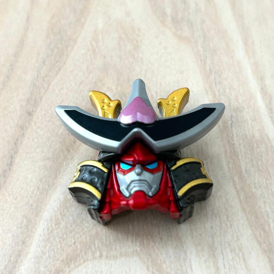 王様戦隊 DXキングオージャー タランチュラナイト　3大シュゴッド 現状品