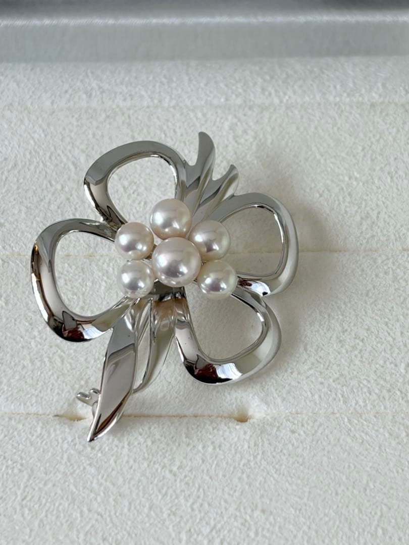 本日限定価格です❤️ミキモトブローチ