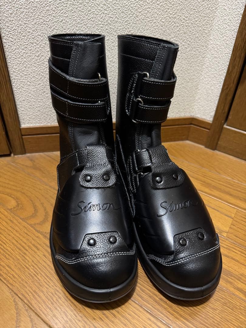 SIMONブラック安全靴 ハイカット yamashitaです。