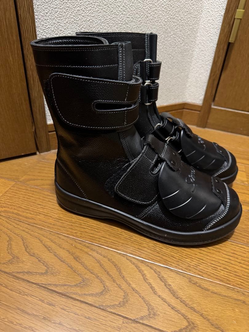 SIMONブラック安全靴 ハイカット yamashitaです。