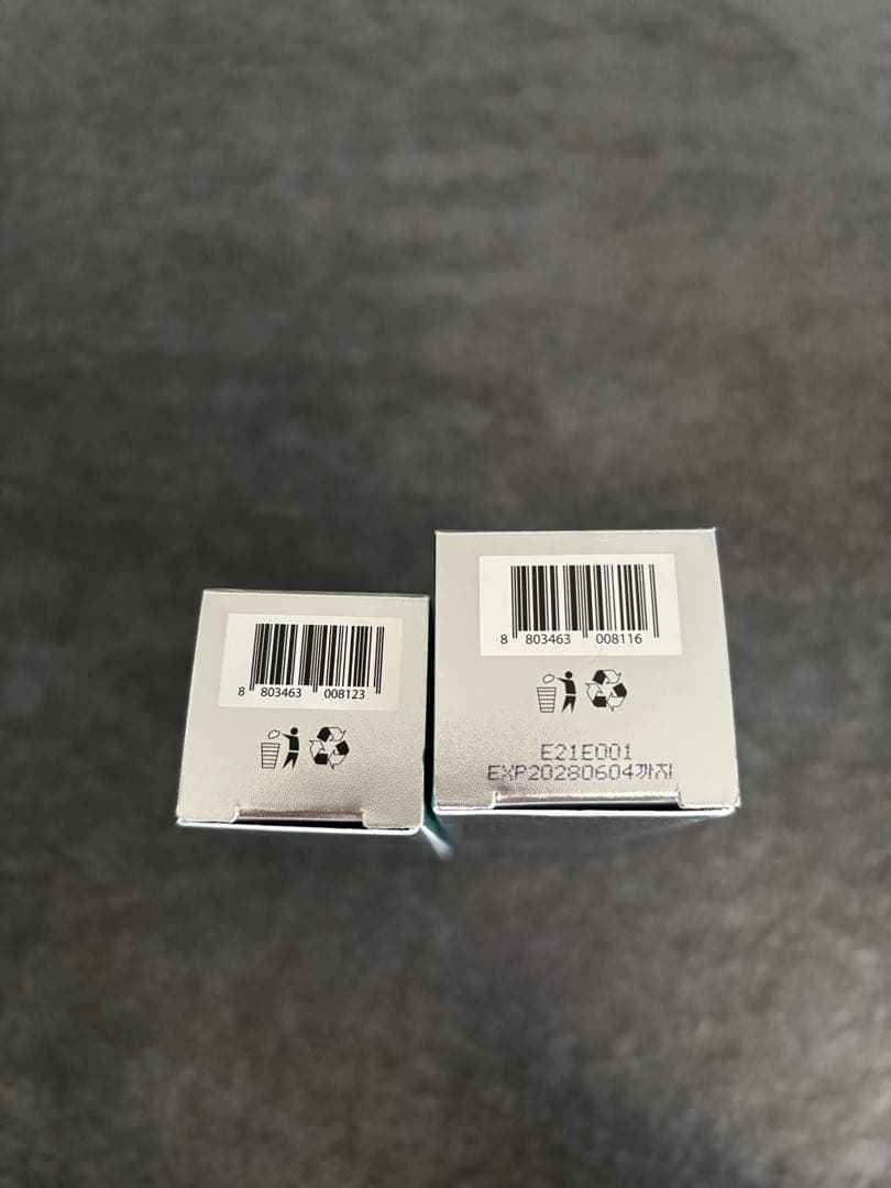 フェイスクリーム VT PDRN ESSENCE CREAM + REJUDERMA