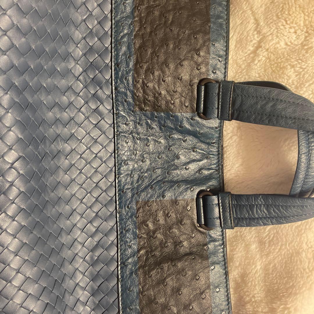 BOTTEGAVENETAボッテガヴェネタレザーネイビー2WAYショルダーバッグ