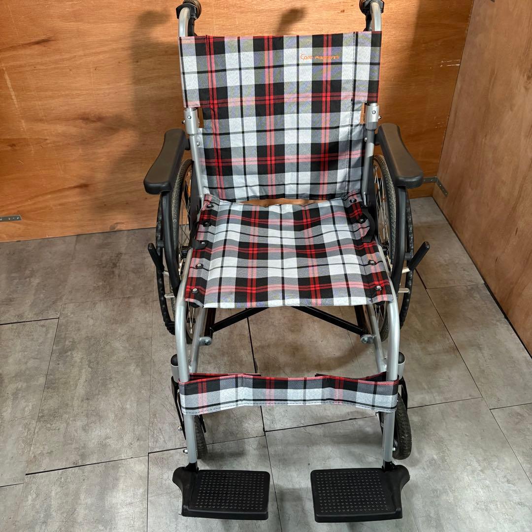 一都三県限定　配送無料　折りたたみ車イス　Care-Parents