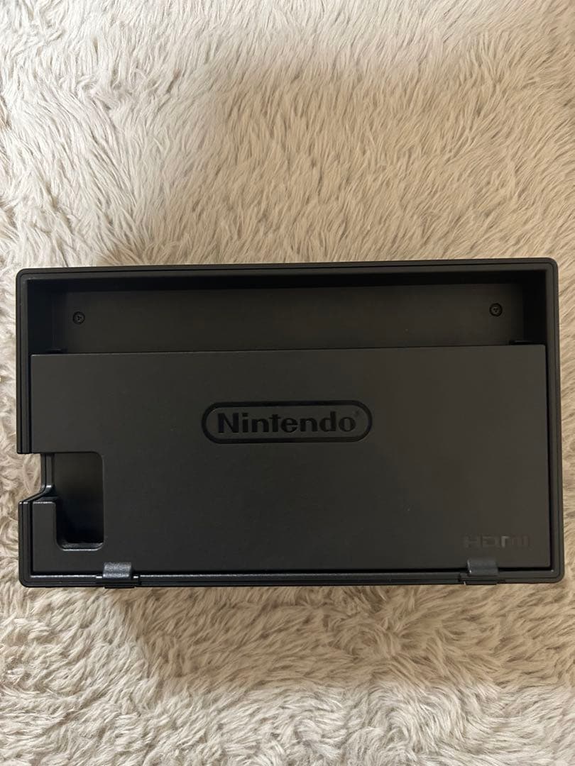 Nintendo Switch 本体+周辺機器セット　専用収納ケース付き