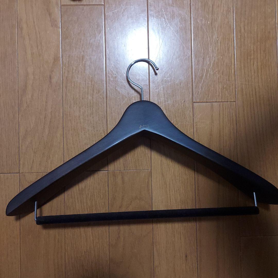 ナカタハンガー