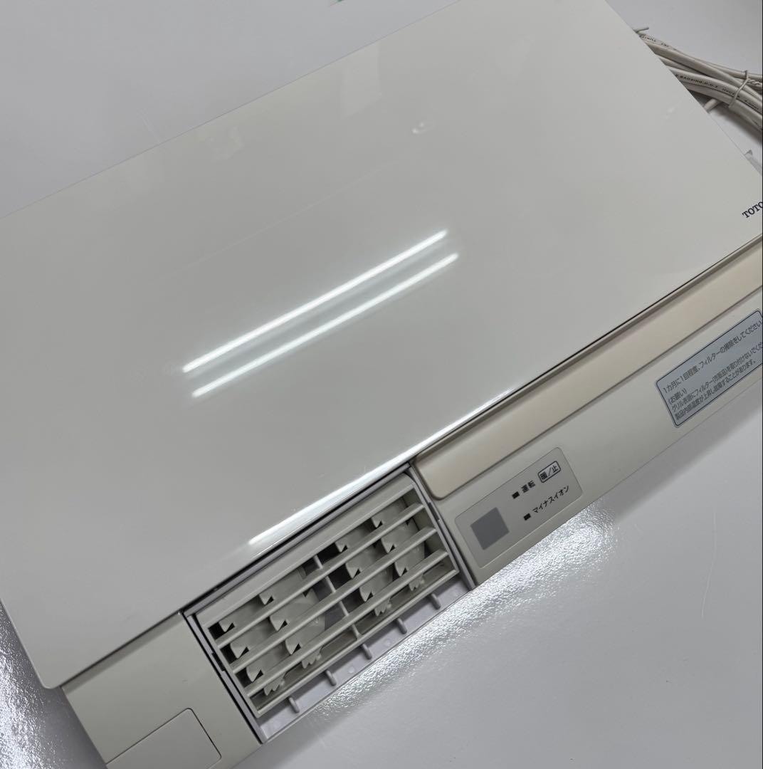 TOTO 涼風機能付き 洗面所暖房機 TYR340R