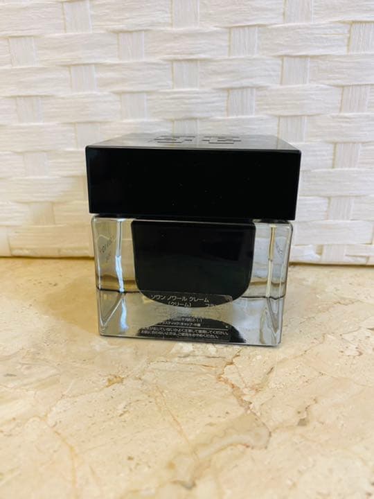 【ジバンシイ】 ソワン ノワール クレーム 50ml