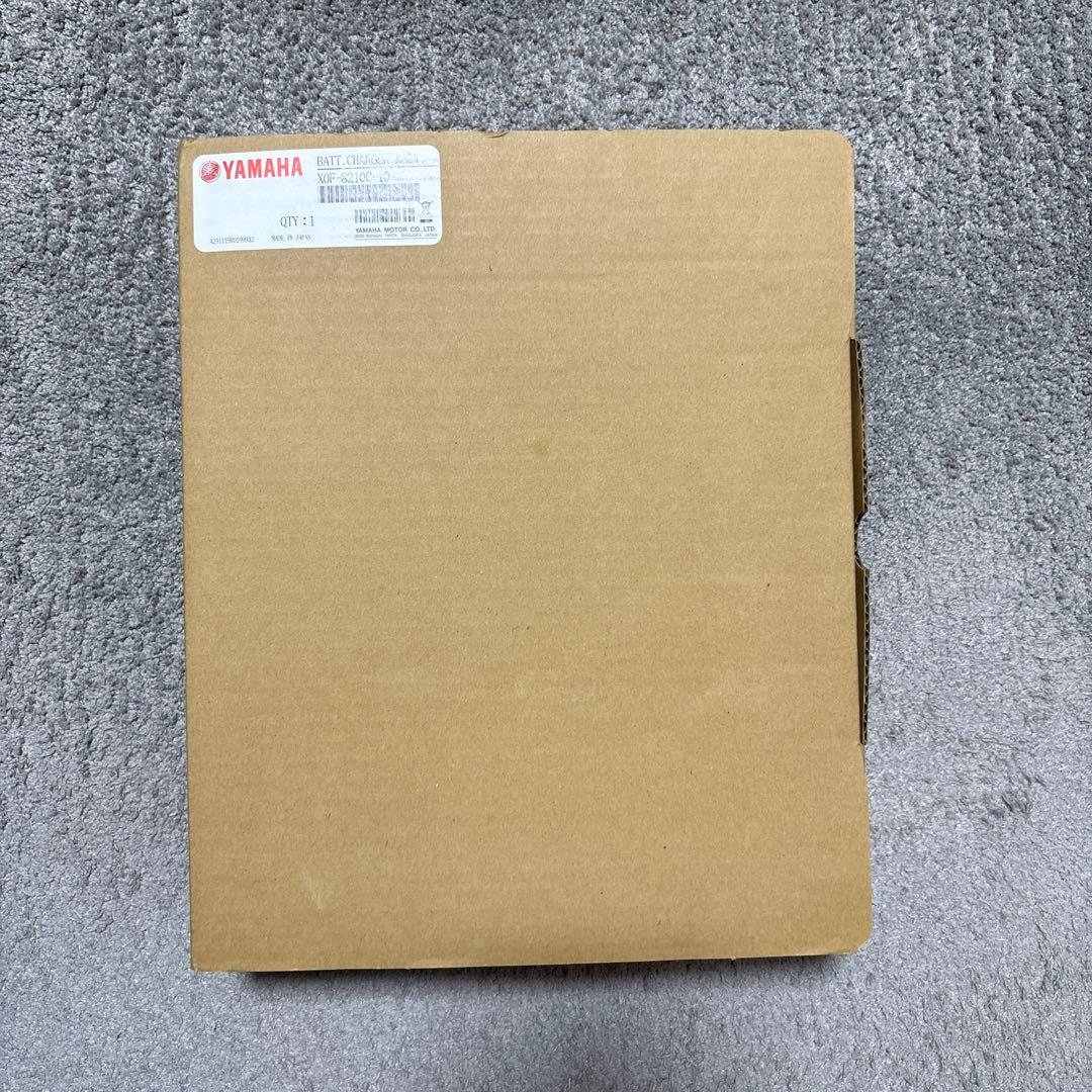YAMAHA バッテリーチャージャー XOF-8210C-10