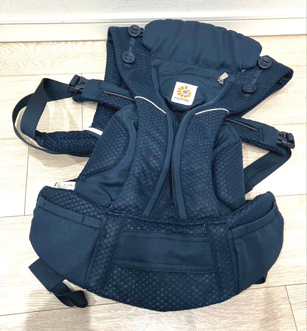 【美品】エルゴベビー オムニブリーズ ベビーキャリア ネイビー 抱っこ紐　紺
