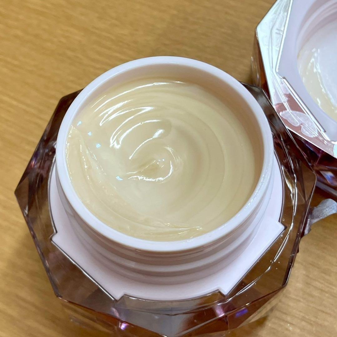 ☆未使用品☆クレ・ド・ポー・ボーテ　ラ・クレームn　30g