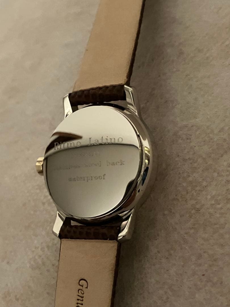 値下げ 稼働★Ritmo Latino グリーン ＱＺ腕時計 電池、革ベルト新品