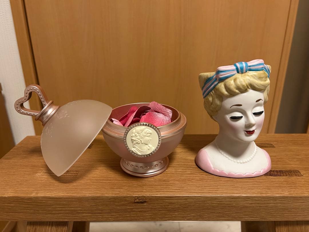 【レ・メルヴェイユーズ・ラデュレ】限定品セット