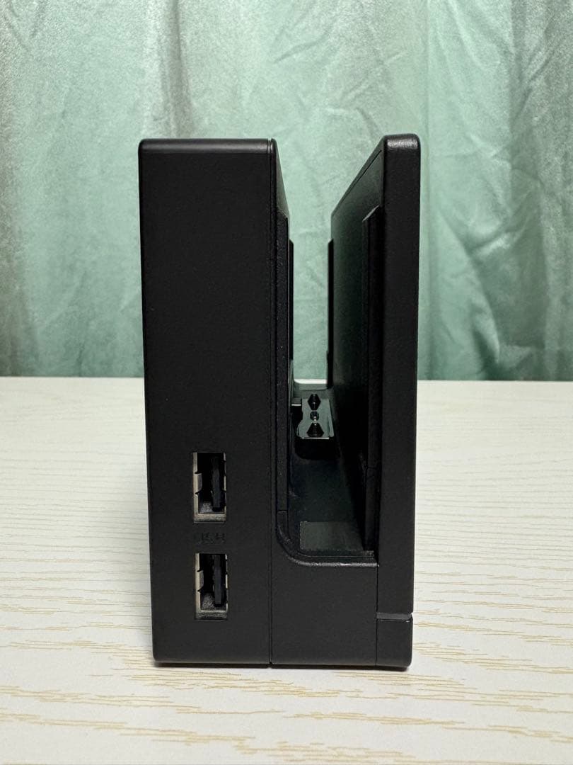 Nintendo Switch2019年製　 本体ドックケーブルのみ