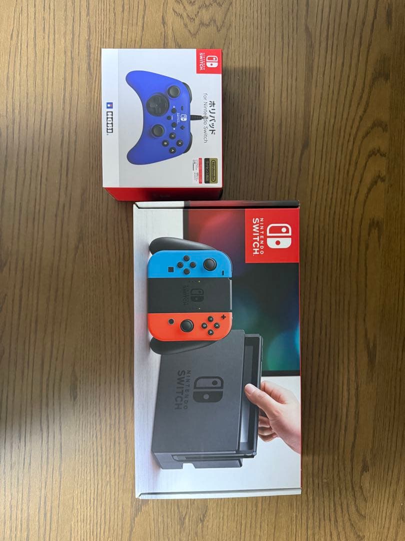 ニンテンドースイッチ　switch 、ホリパッド