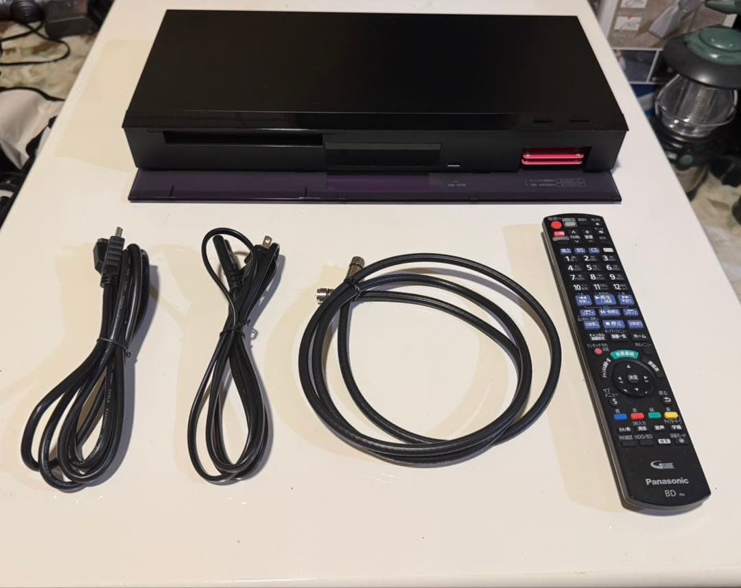 2020年製Panasonic DMR-2CX200 Blu-rayレコーダー