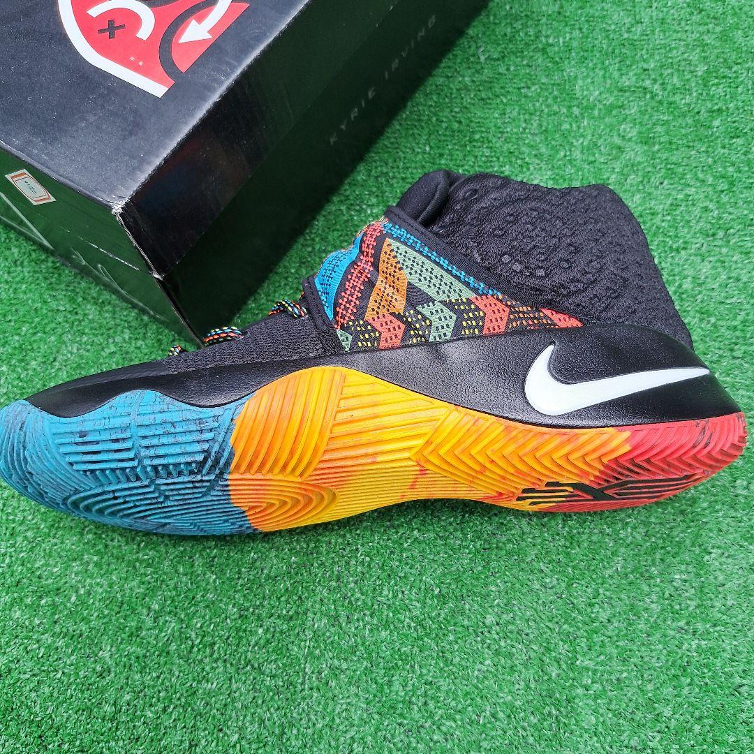 Nike Kyrie バスケットボールシューズ