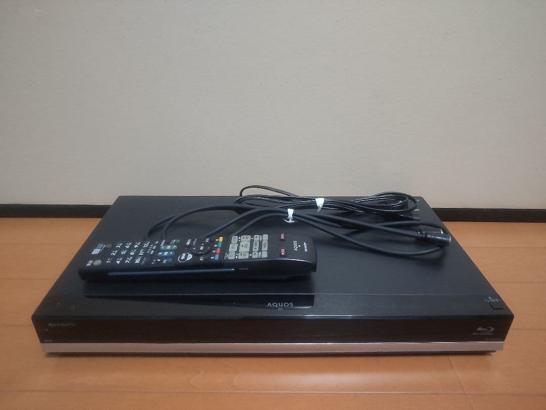 シャープ　AQUOS　BD―W1700 1TB プチメンテ済み