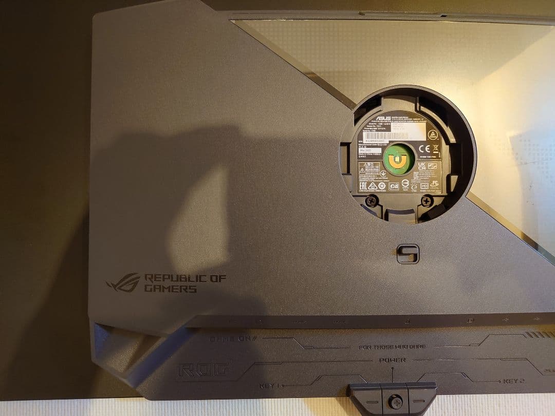 ASUS ROG Swift OLED PG27AQDM 27型 240Hz