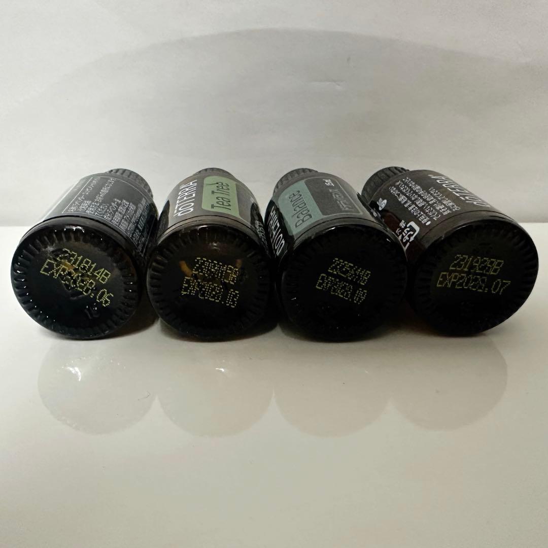 【新品未開封】ドテラ オイル ラベンダー ドテラバランス ティーツリー 森の音