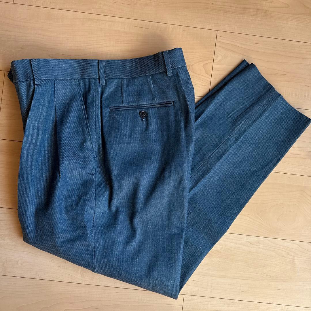 パンツ INTERIM DENIM 2-TUCK WIDE TAPERED SLACKS
