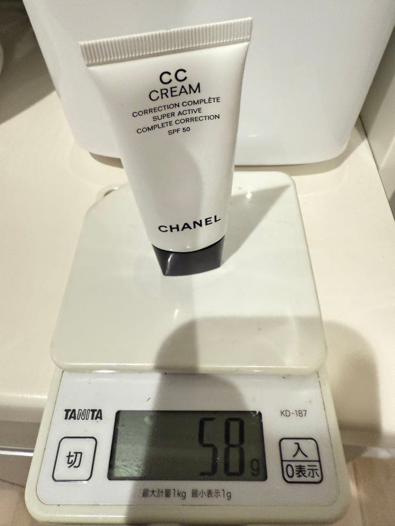 CCクリーム CHANEL CC CREAM 10 BEIGE 30ml