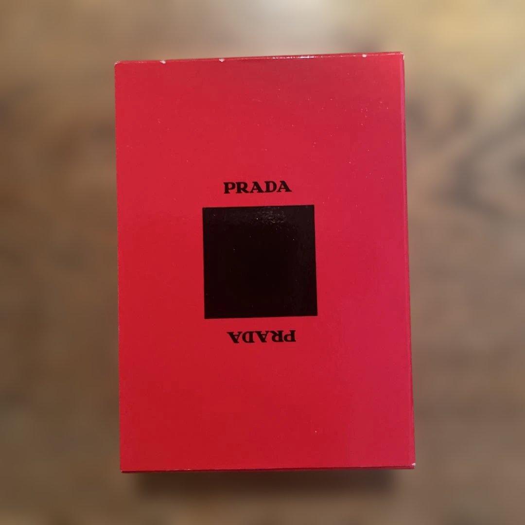 プラダ　トランプ