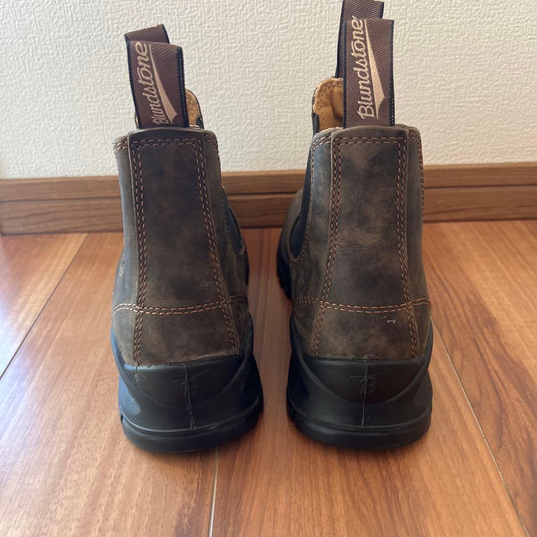 Blundstone ブラウン サイドゴアブーツ