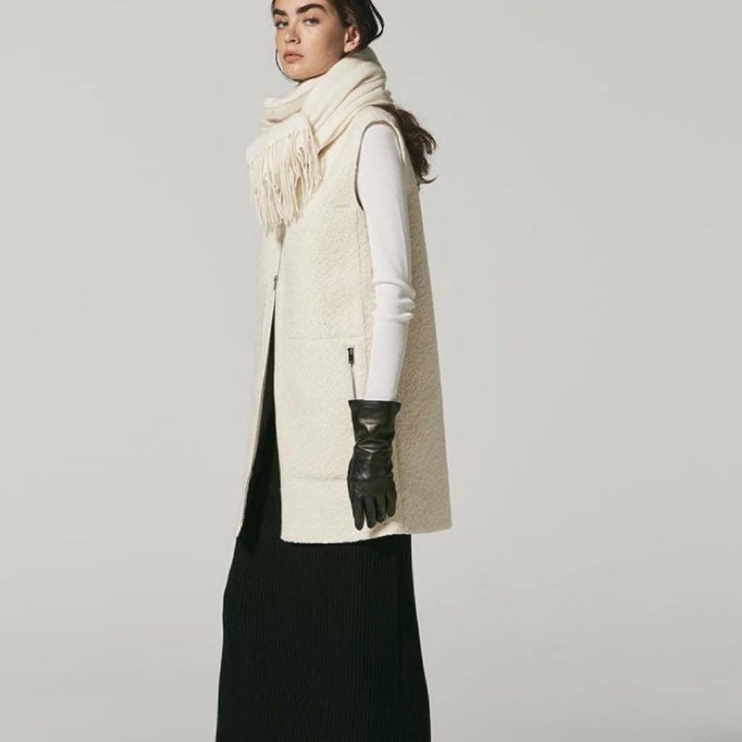 theory セオリー　アイボリー ボア風 ジップアップベスト　ジレ S 9号